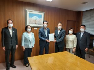 緊急要望書を提出