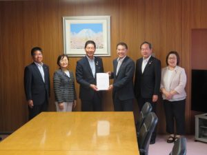 「予算要望書」を提出しました。